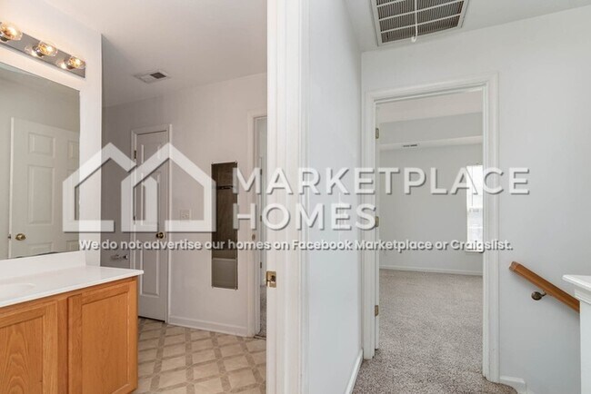 Building Photo - 5170 Hickory Hollow Pkwy