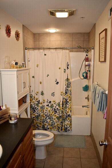 Building Photo - 620 W Lafayette St