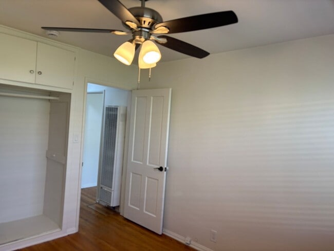 Building Photo - Kester Ave, 5069-5071