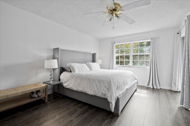 Building Photo - 1250 Sugar Sands Blvd