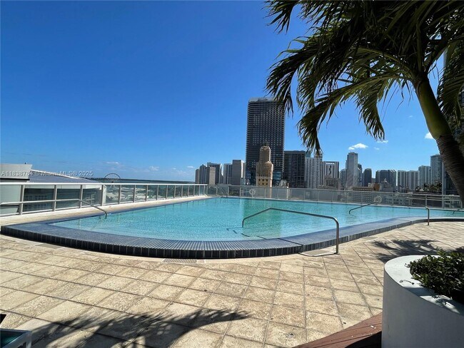 Building Photo - 888 Biscayne Blvd