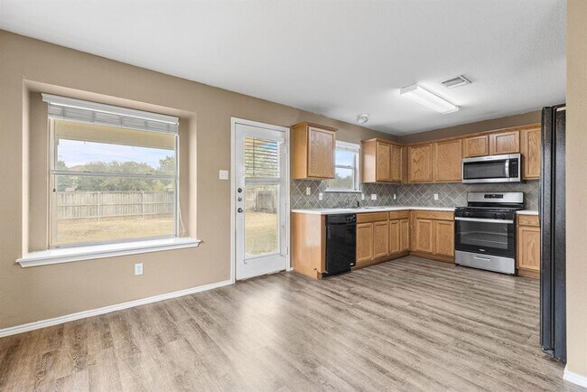 Building Photo - 3769 Castle Rock Dr