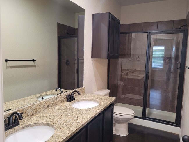 Building Photo - 3BD 2BA in New Braunfels