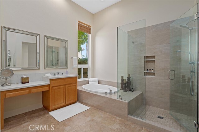 Building Photo - 81125 Golf View Dr