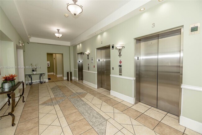 Building Photo - 50 Menores Ave