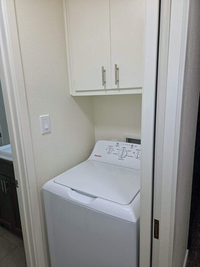 Building Photo - 2118 S Roosevelt St