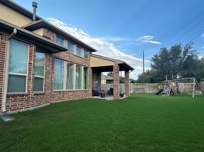 Building Photo - 2822 Ember Pass Ln