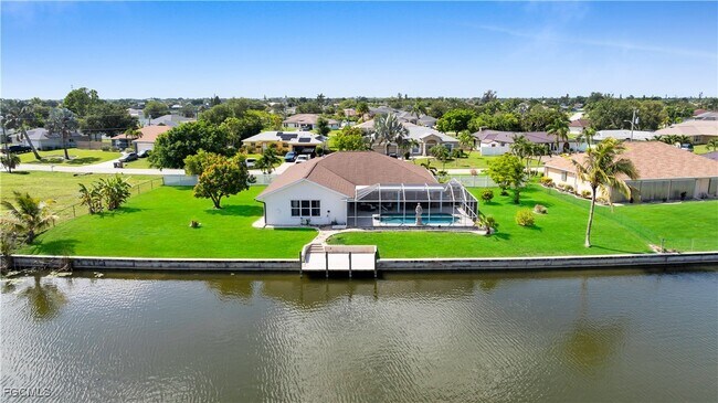 Building Photo - 1811 NE 5th Terrace