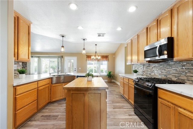 Building Photo - 15521 Sherri Ln