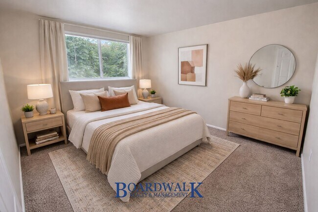 Building Photo - 661/663 N 980 W