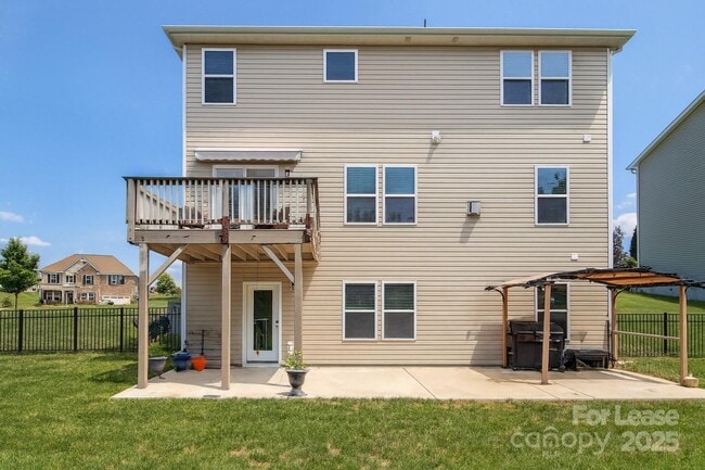 Building Photo - 2169 Grist Mill Dr SW