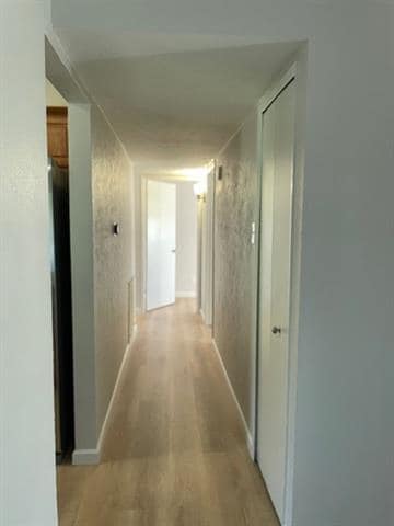 Building Photo - 713 Leading Ln