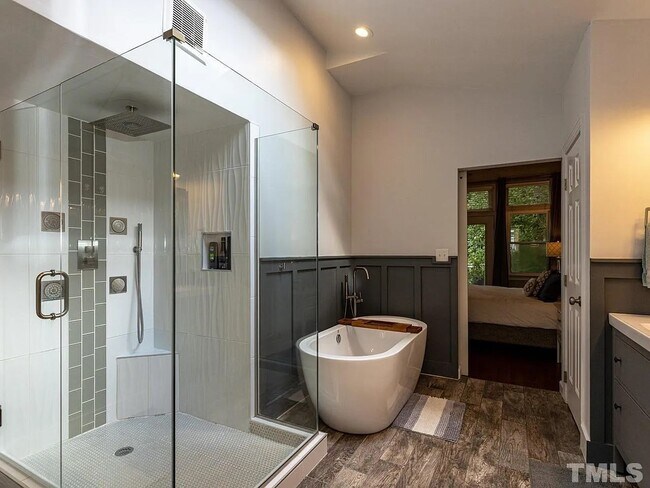 Building Photo - 10116 Goodview Ct