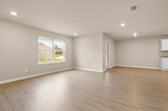Building Photo - 2599 Thornbury Lp
