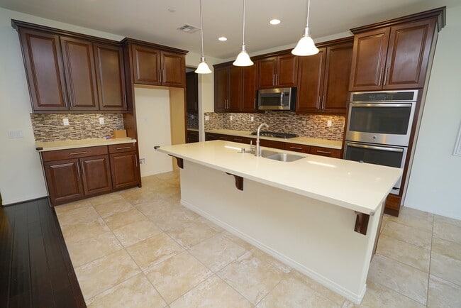 Building Photo - COMING SOON! River Village 4 Bedroom Home ...