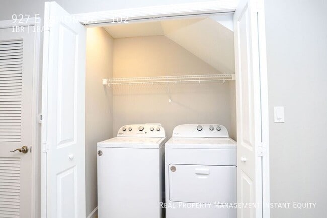 Building Photo - 927 E Lemon St