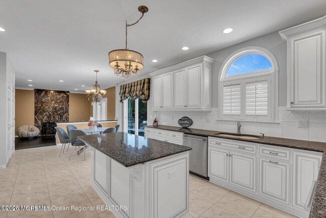 Building Photo - 7 MacKenzie Rd