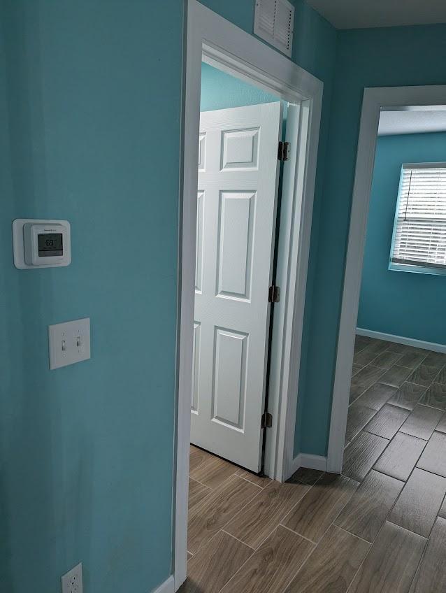 Building Photo - 2010 Seminole Blvd S