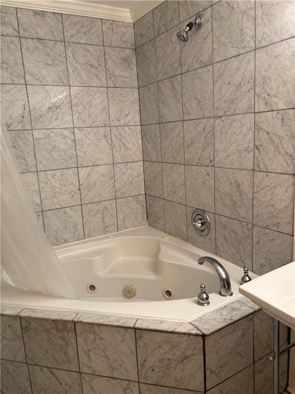 Building Photo - 3060 Pharr Ct N Northwest