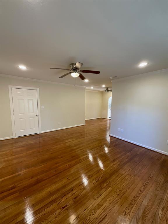 Building Photo - 2511 Shakespeare St