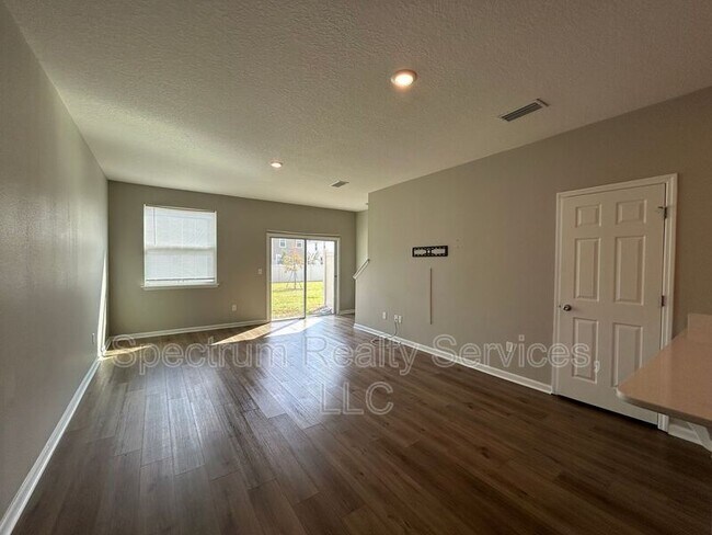 Building Photo - 9798 Fiddleback Ln