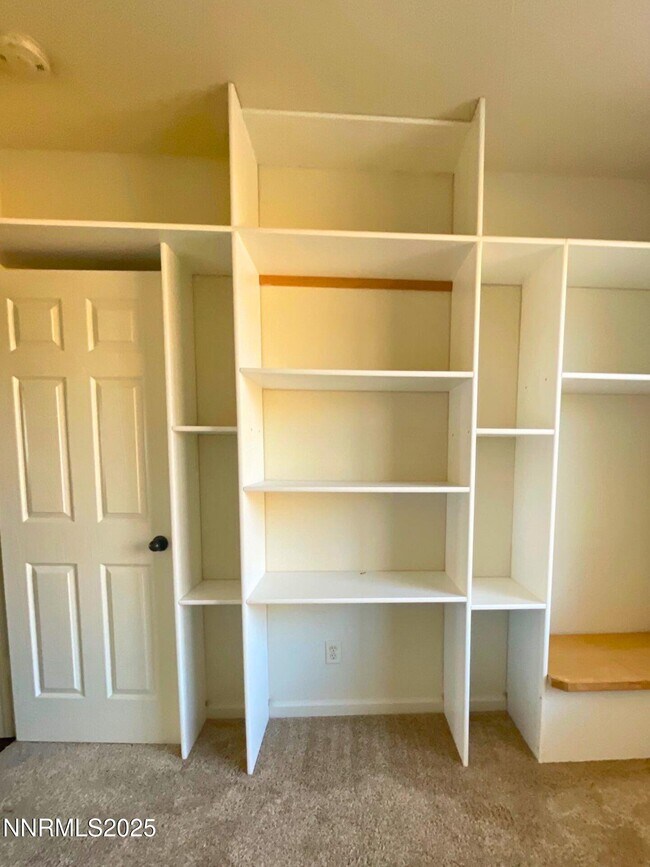 Building Photo - 7165 Crosswater Ct