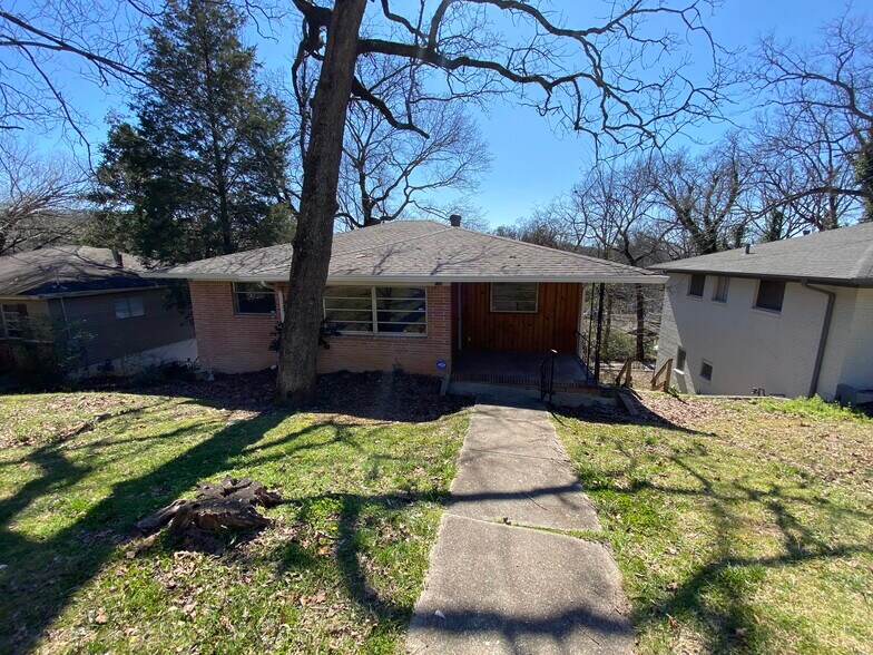 Building Photo - 536 81st St S