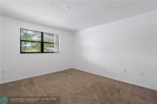 Building Photo - 9995 Nob Hill Ln