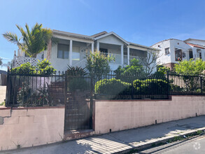 Building Photo - 4317 Winchester Ave