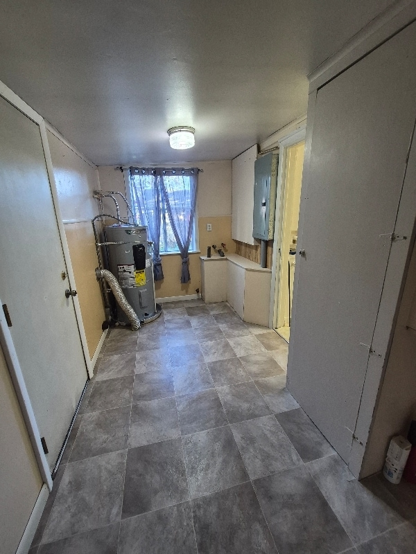 Building Photo - 1248 NW Ellan St