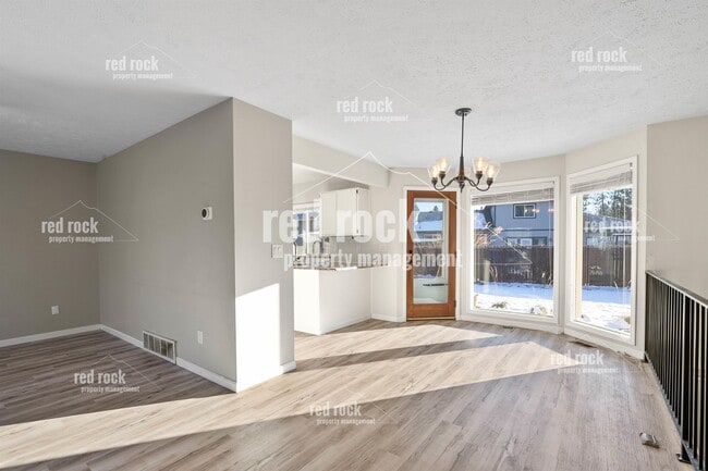 Building Photo - 6103 W Wind River Dr