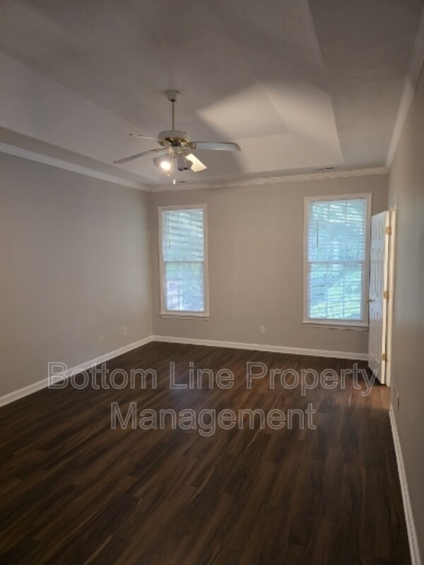 Building Photo - 7803 Harrington Woods Rd