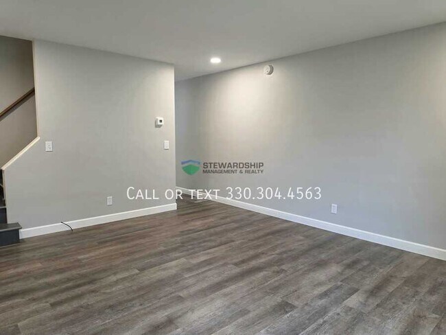 Building Photo - 1738 Harvard Ave NW