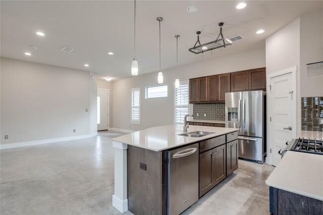 Building Photo - 3513 Marcae Ct