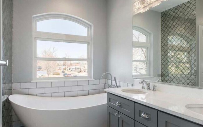 Building Photo - COMING SOON- Luxury Home in Berkeley/Regis...