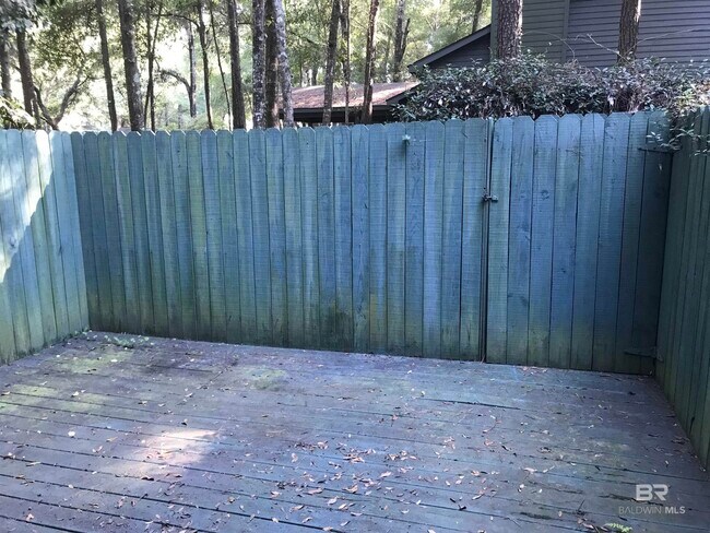 Building Photo - 36 Summer Oaks Dr