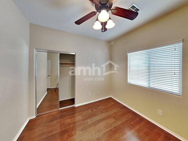 Building Photo - 14643 W Acapulco Ln