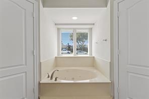 Building Photo - 3904 Blue Pond Cir