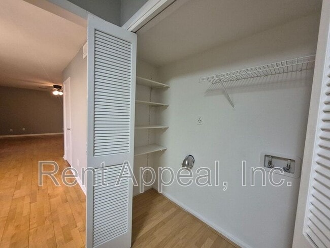 Building Photo - 204 Triumph Dr NW