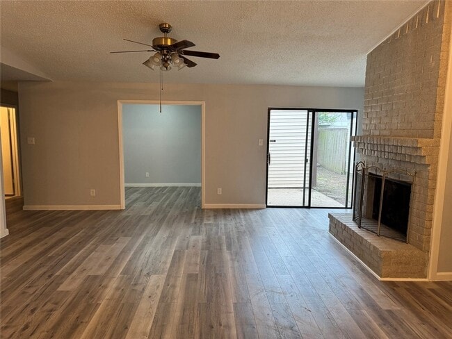 Building Photo - 6311 Dawnridge Dr