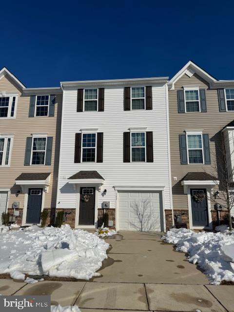 Building Photo - 142 Freedom Wy