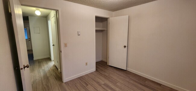 Building Photo - 508 N Walker St