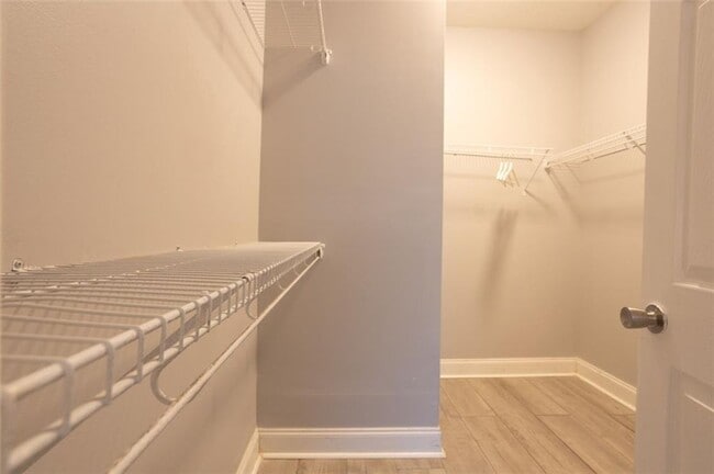 Building Photo - 4867 Pinnacle Dr