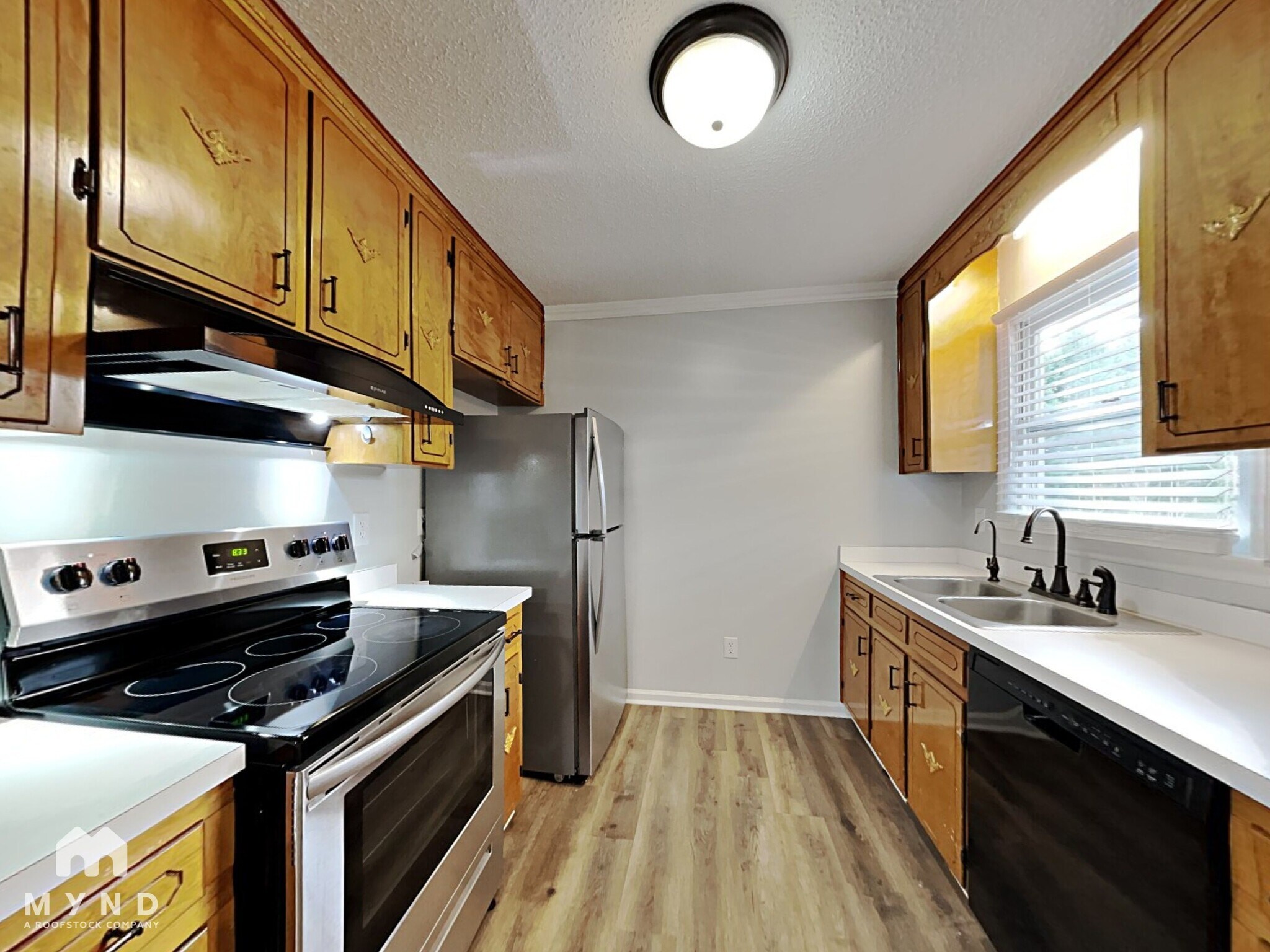 Building Photo - 1112 New Castle Ct