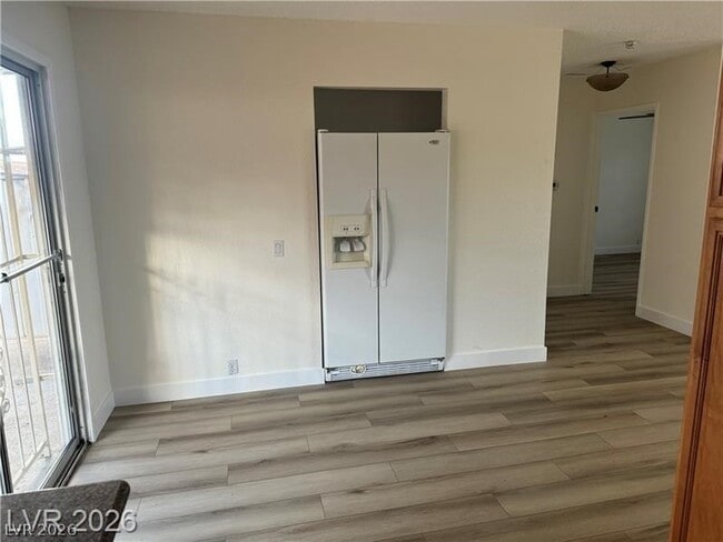 Building Photo - 119 E Van Wagenen St