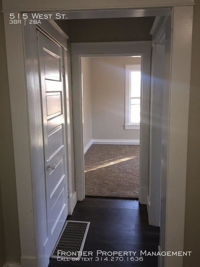 Building Photo - 3 bedroom in Boonville MO 65233