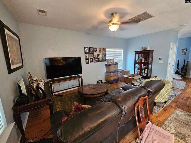 Building Photo - 136 Cordage Dr