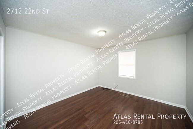 Building Photo - 2712 22nd St