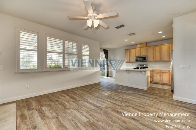 Building Photo - 1003 Ferry Cir