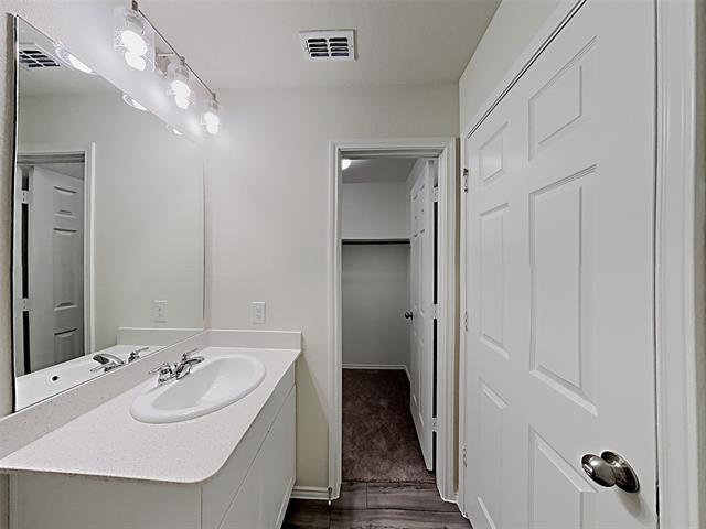 Building Photo - 4517 Greenham Ln.